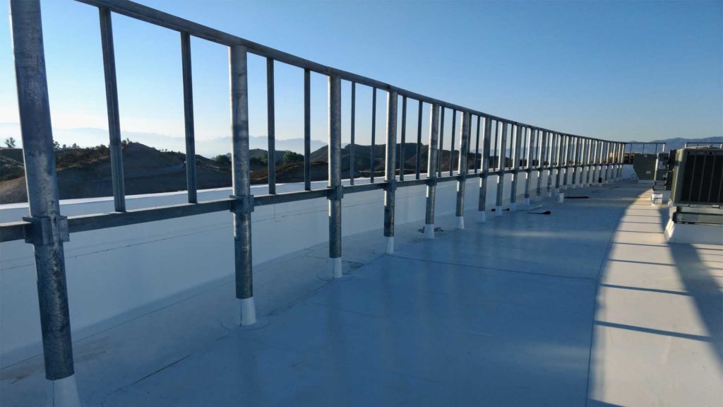 Castaic-Commercial-Roofing-Rooftop-Wall